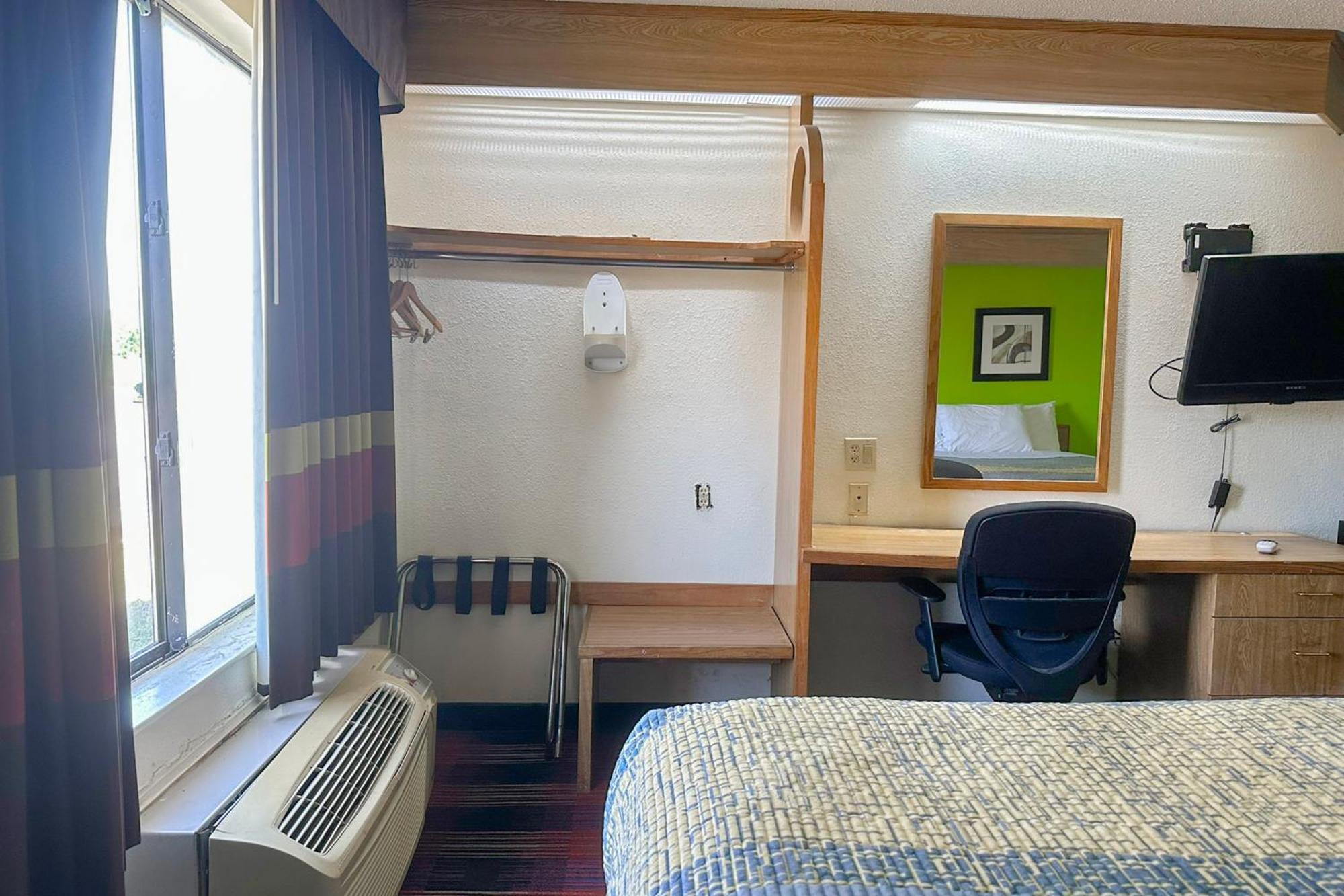 Hotel Classic By Oyo I- 240 Near Airport Memphis