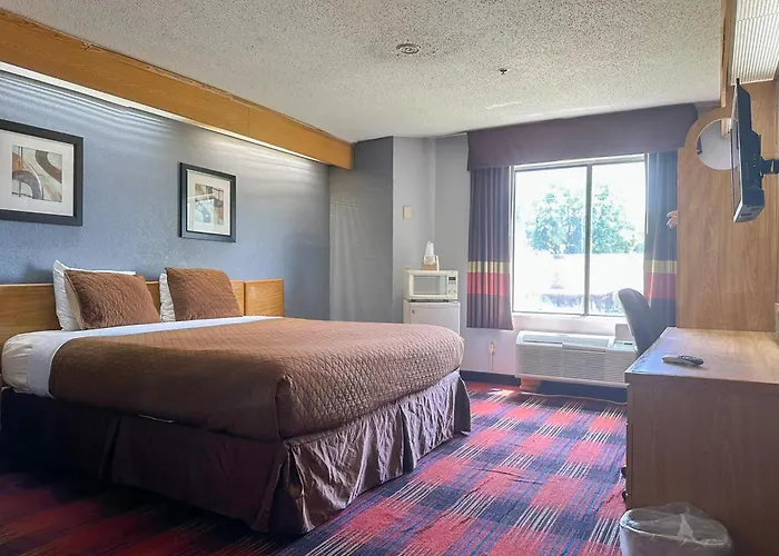 Classic Inn By Oyo I- 240 Near Memphis Airport