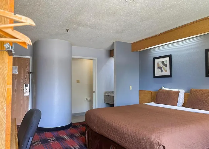 Classic Inn By Oyo I- 240 Near Memphis Airport